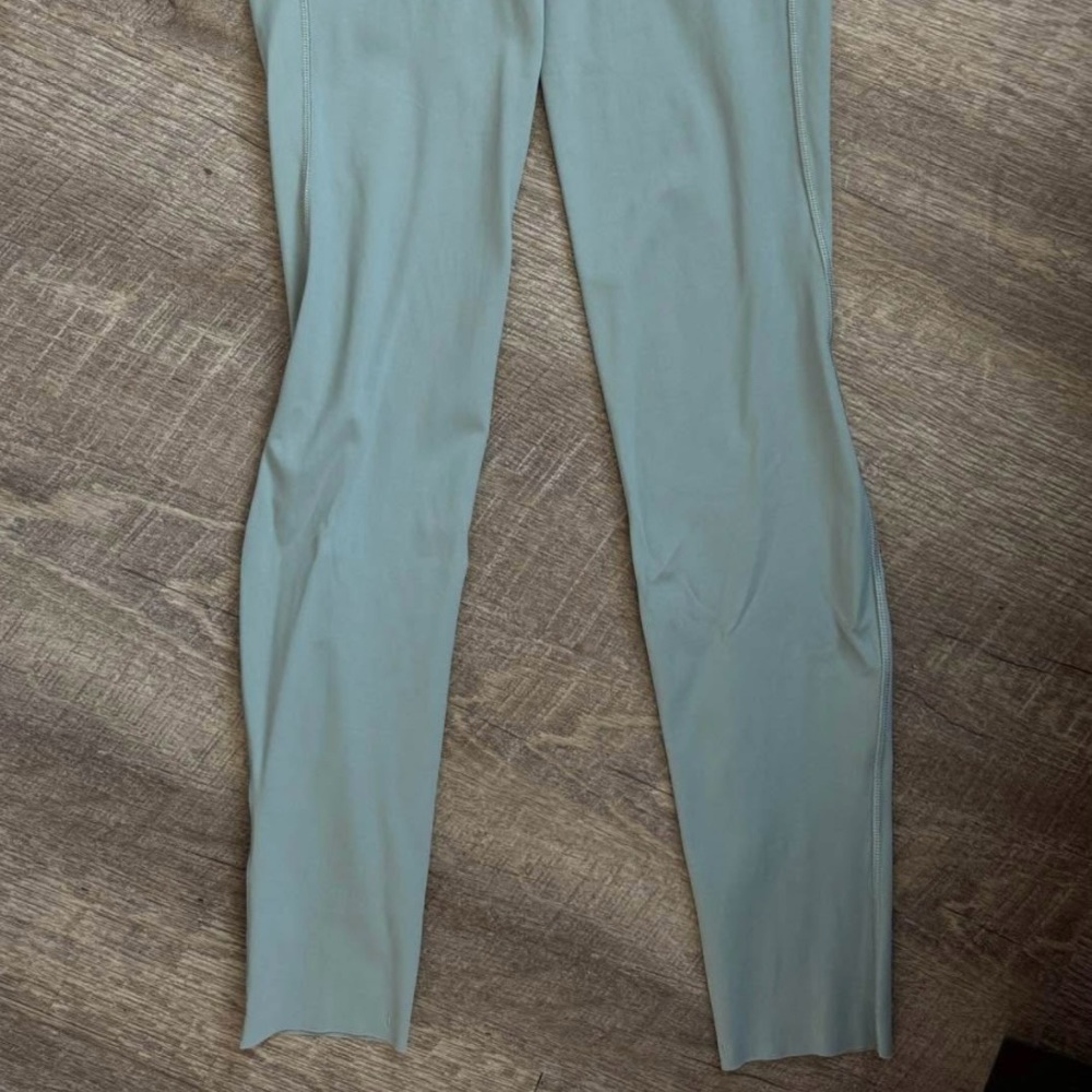 Lululemon Base Pace High Rise 28” - Picture 4 of 6